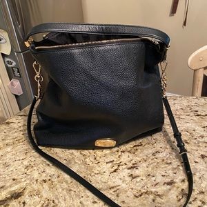 Michael Kors Crossbody or bucket bag
